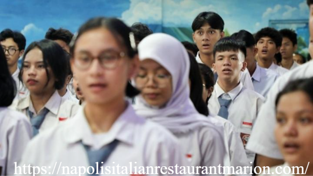 Sekolah Swasta Gratis Jakarta: Memotong